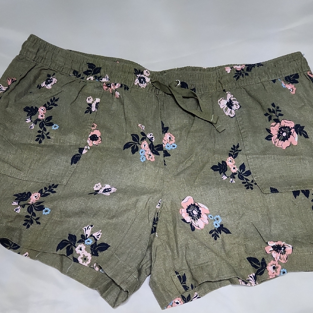 Nautica Green Floral High Waist Women's Shorts